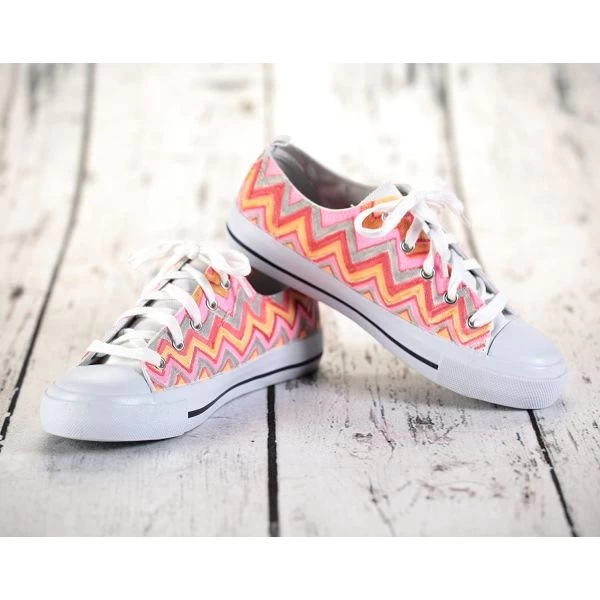 Tulip Fine Fabric Markers 12/Pkg 5 Tulip Fine Fabric Markers 12/Pkg - Image 3