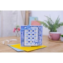 Crafter's Companion Gemini Create-A-Card Die